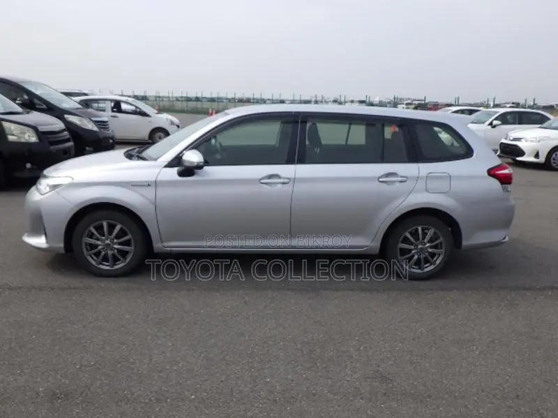 Toyota Fielder EX HYBRID PUSH START 2020