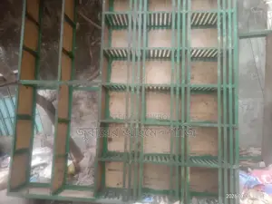 মুদি দোকানের রেক