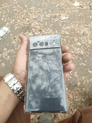 Google Pixel 6 Pro . (Used)