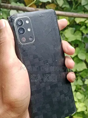OnePlus 9R (Used)
