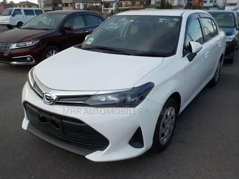 Toyota Axio EX PACKAGE 2023