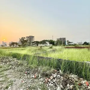 N-Block Plot for Sale, Near 300ft Road.