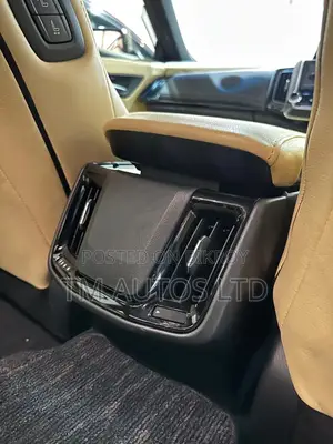 Toyota Crown G PKG 4.0 BLACK 2019