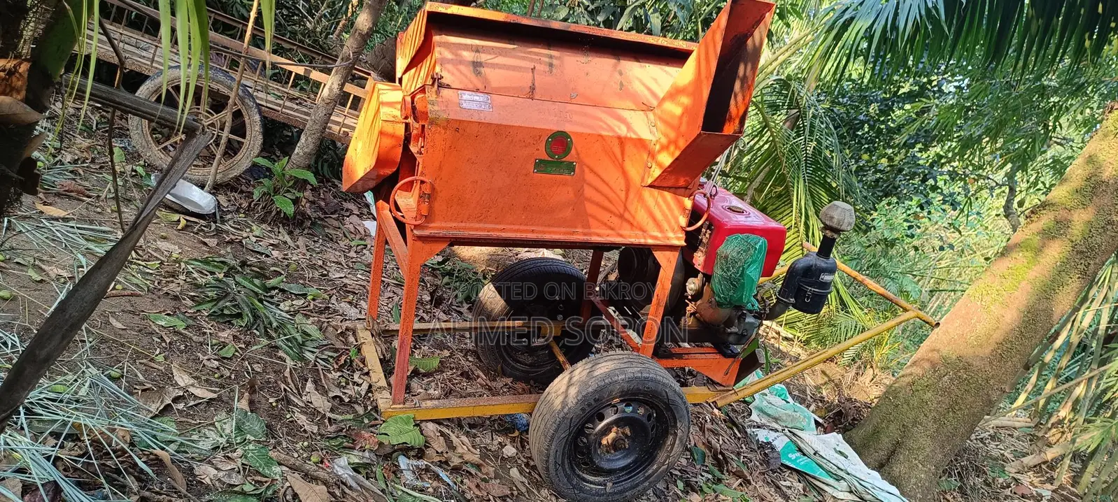 Paddy Threshing Machine