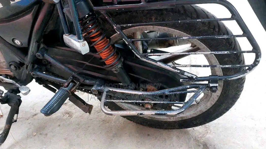Bajaj Discover 125 2006