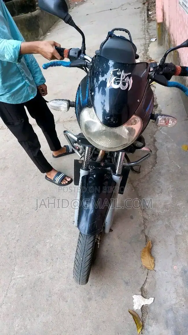 Bajaj Discover 125 2006