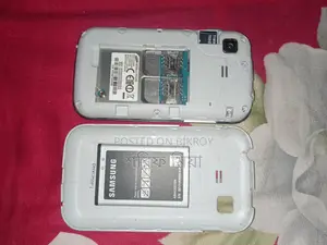 Samsung Chat 322 (Used)