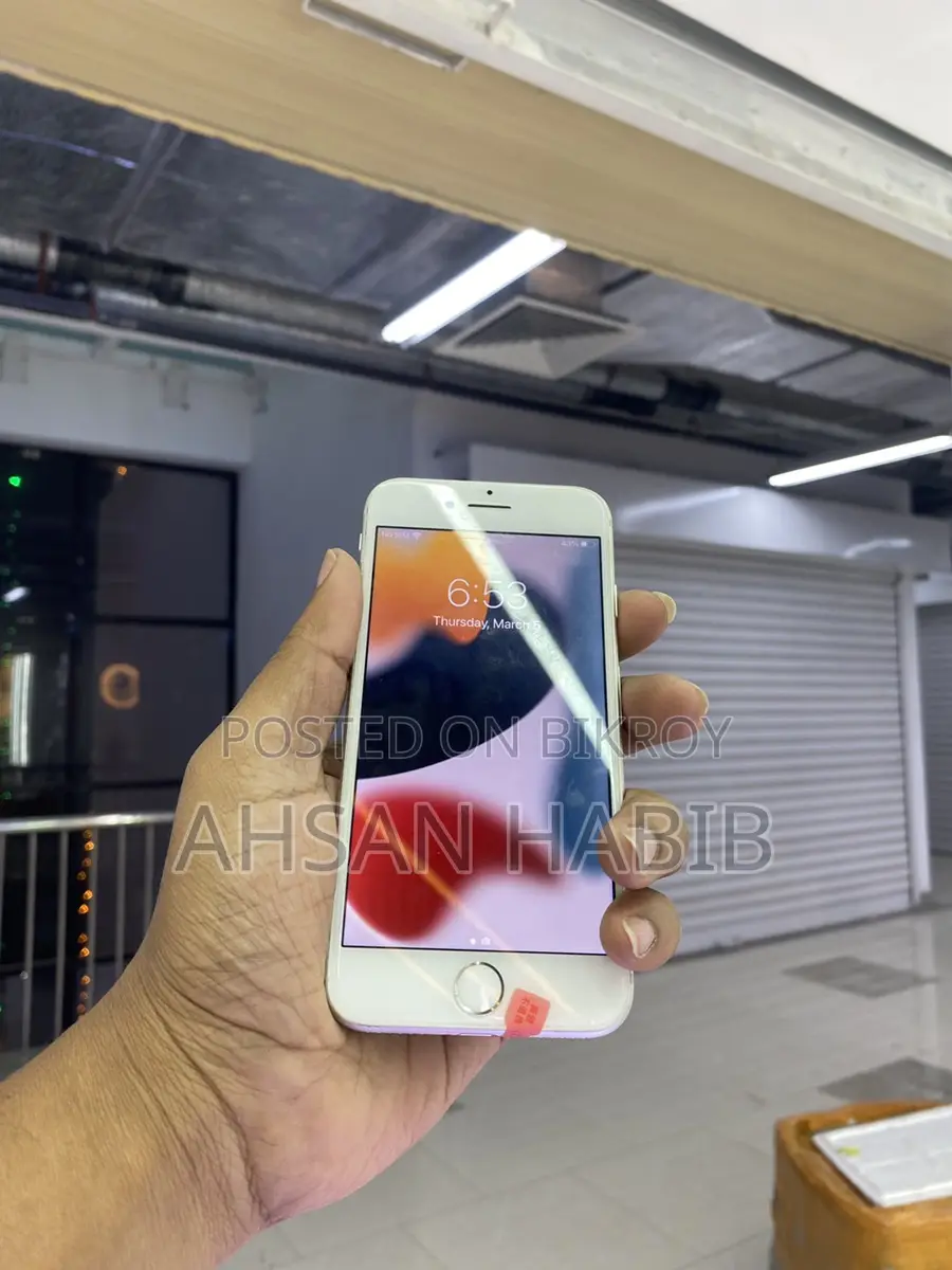 Apple iPhone 7 128GB UK Variant (Used)