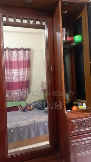 ড্রেসিং টেবিল বিক্রি হবে অরিজিনাল
