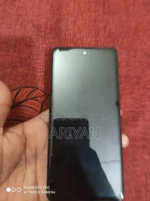 Samsung Galaxy A52 . (Used)