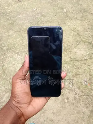 Realme C12 3/32 (Used)