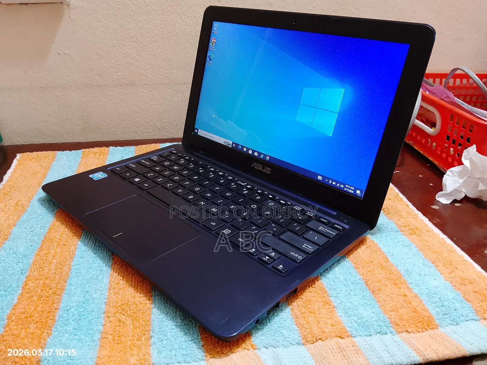 ASUS e202s Full Fresh Laptop