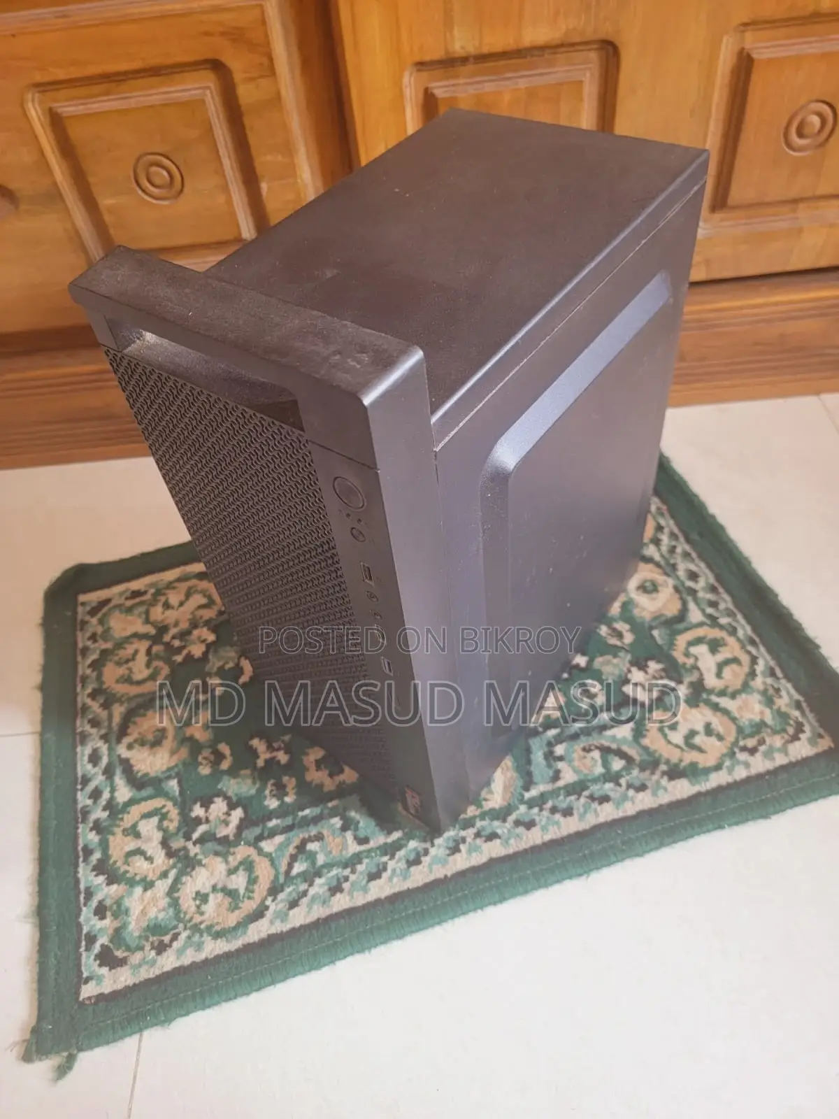 মনিটরসহ পিসি