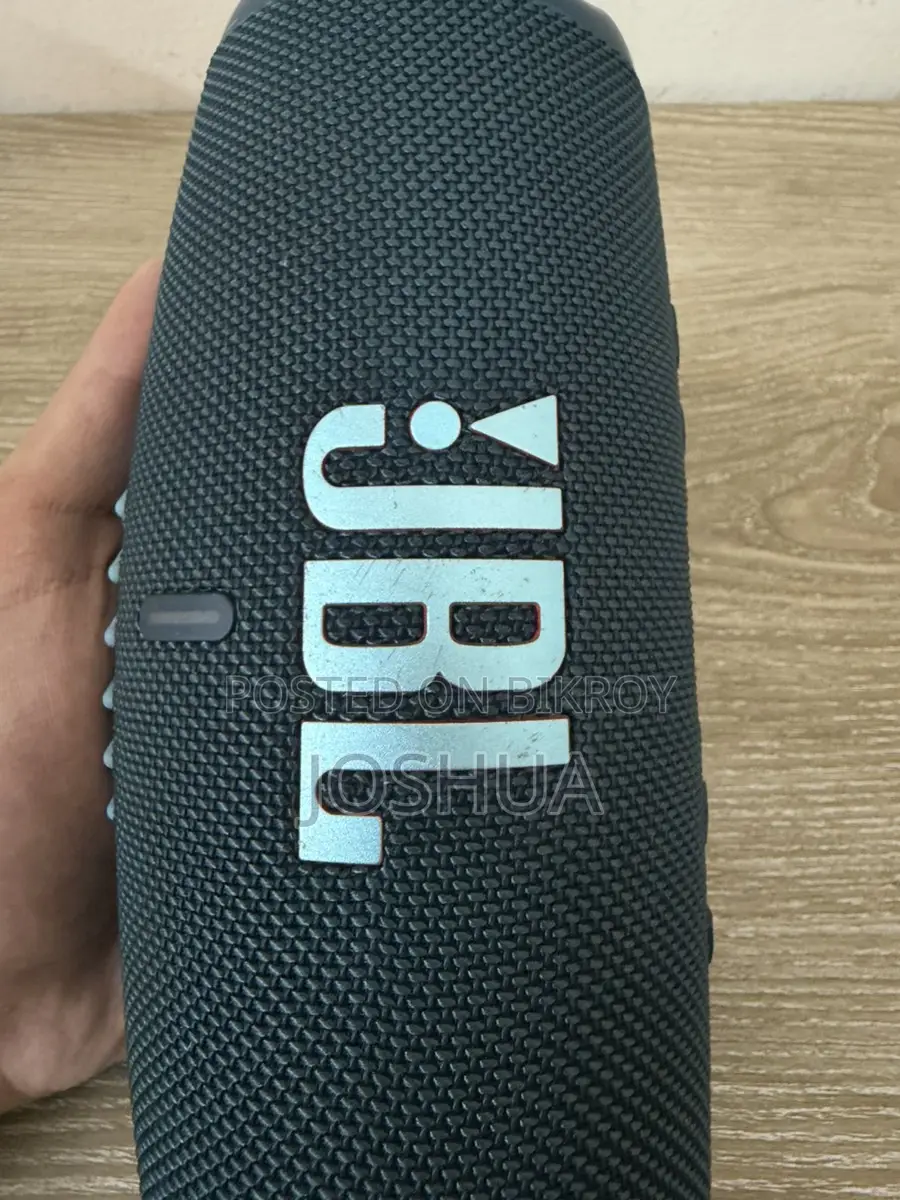 JBL Charge 5