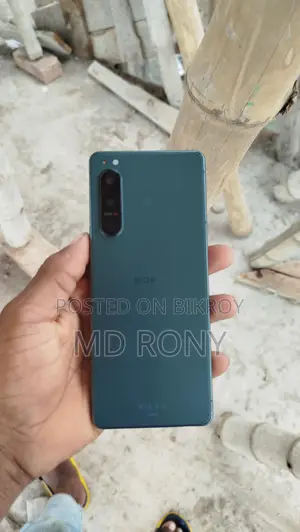 Sony Xperia 5 (Used)
