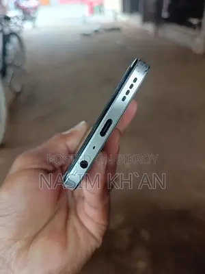 Realme 10 8/128 (Used)