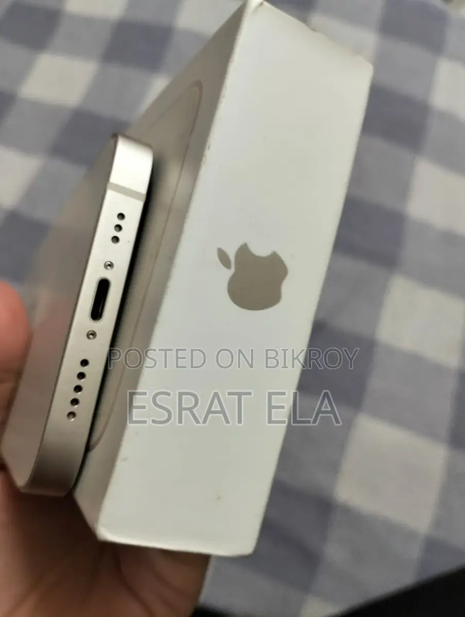 Apple iPhone 13 (Used)