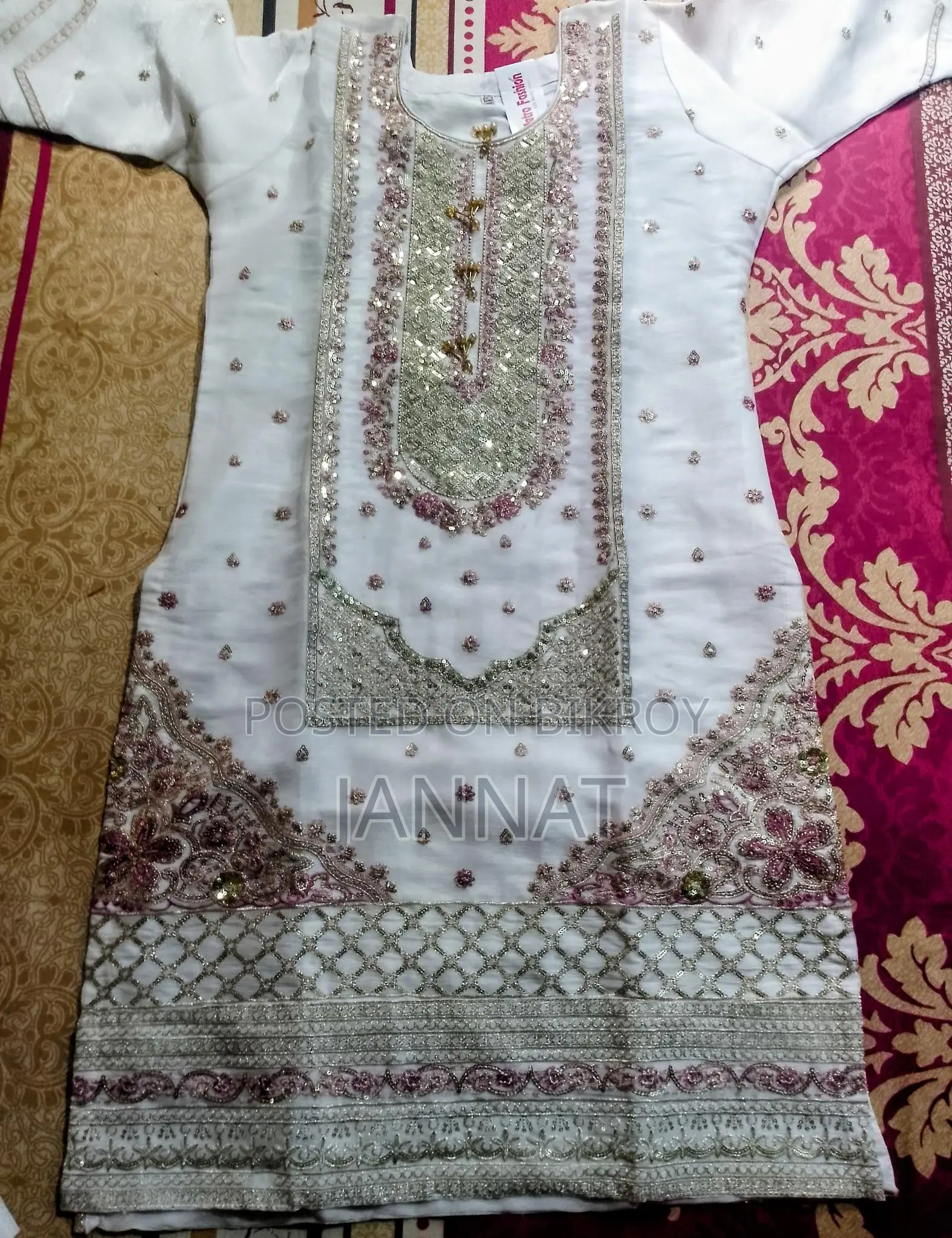 New dress for sale