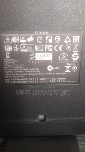 Dell E1914 Monitor in Working Condition