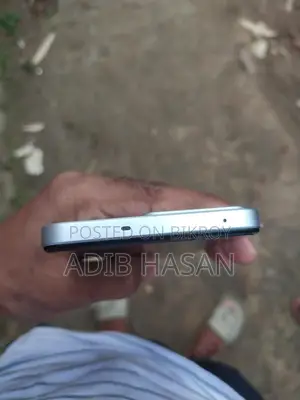 Realme (Used)