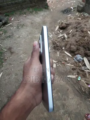 Realme (Used)