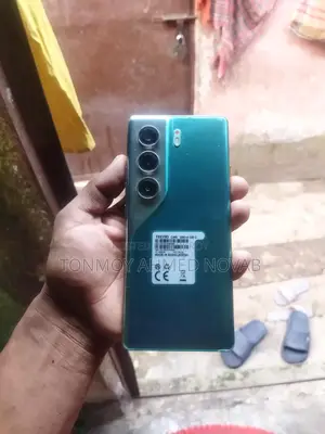 Tecno Camon 40 Pro . (Used)