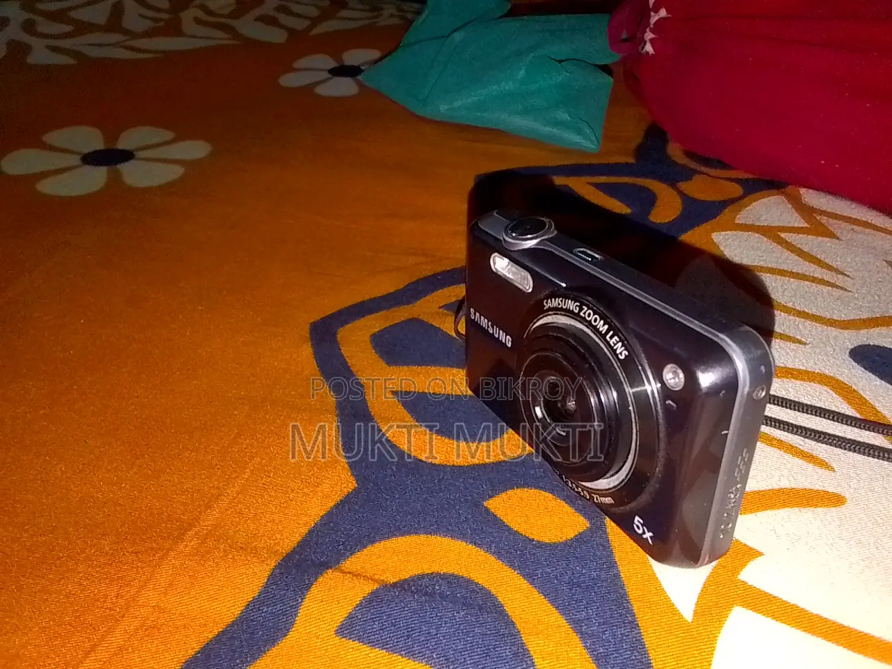 Samsung ES65 Digital Camera