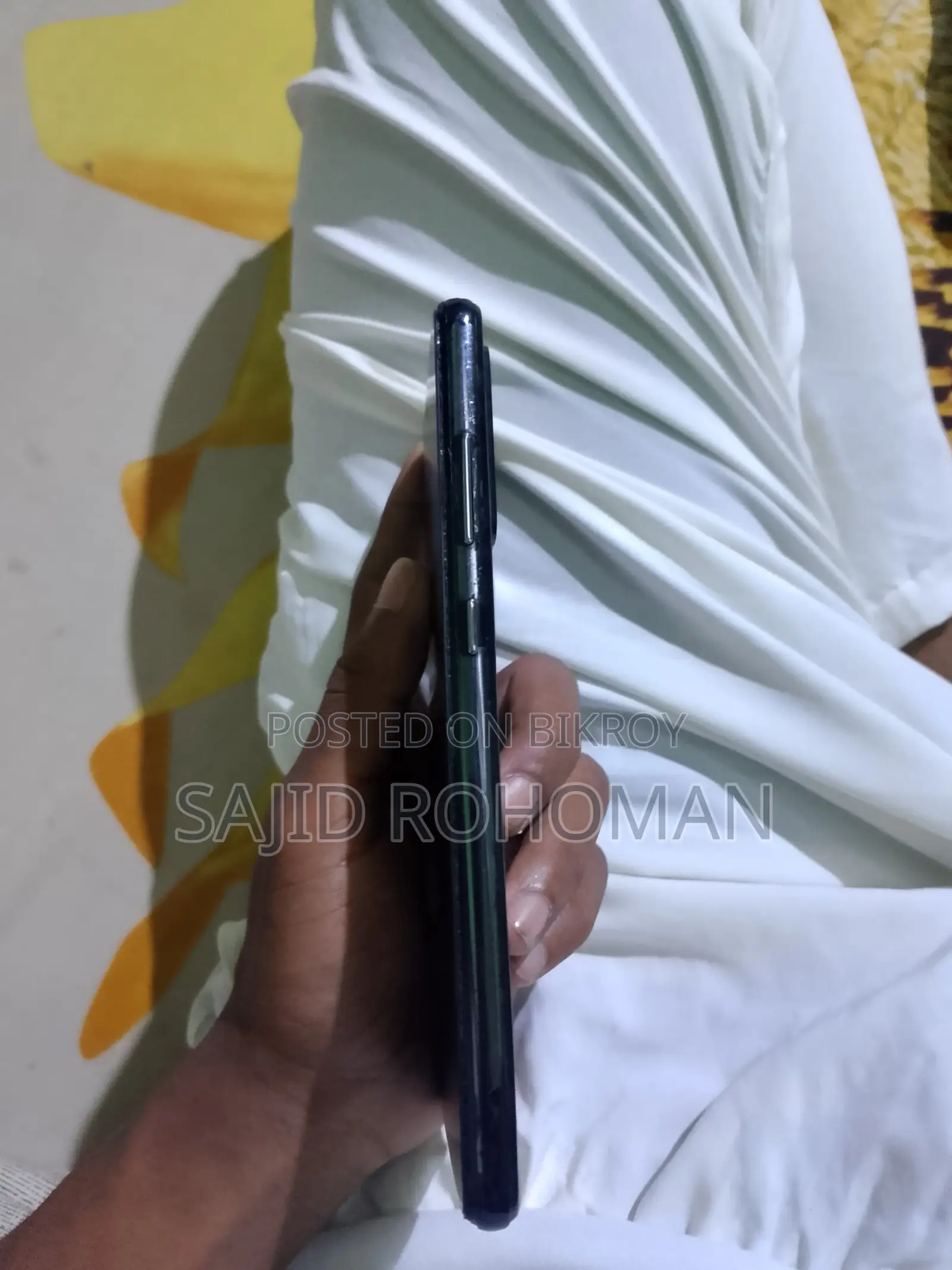 Samsung Galaxy A72 (Used)