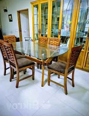 Modern HATIL Dining Table and Chairs