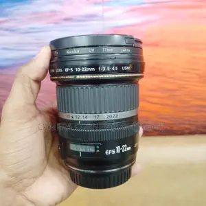 Canon EF-S 10-22mm f3.5 USM LENS