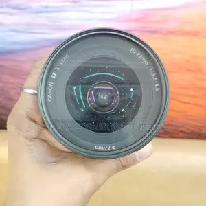 Canon EF-S 10-22mm f3.5 USM LENS