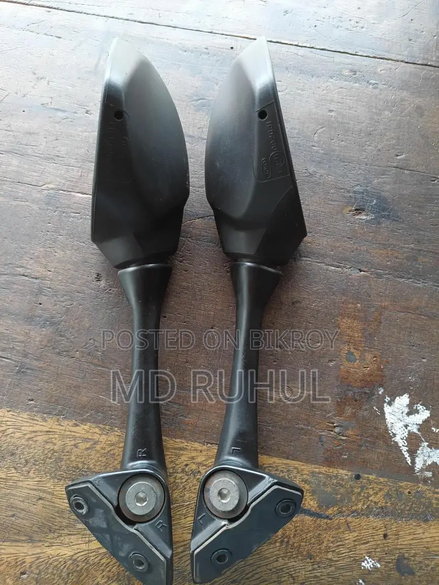 Suzuki Gixxer original looking glass
