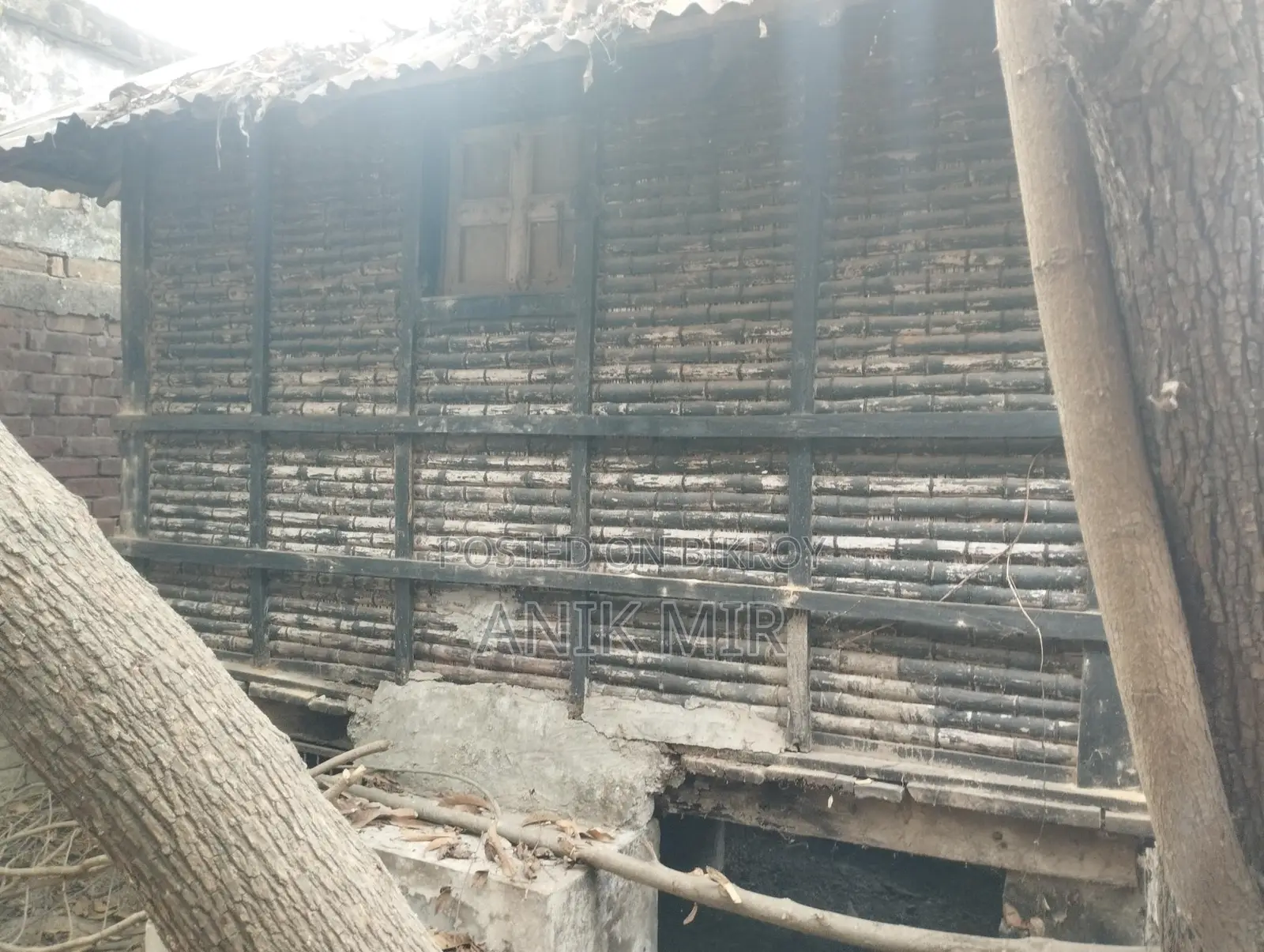 Grain Storage Bin (Dhaner Gola)