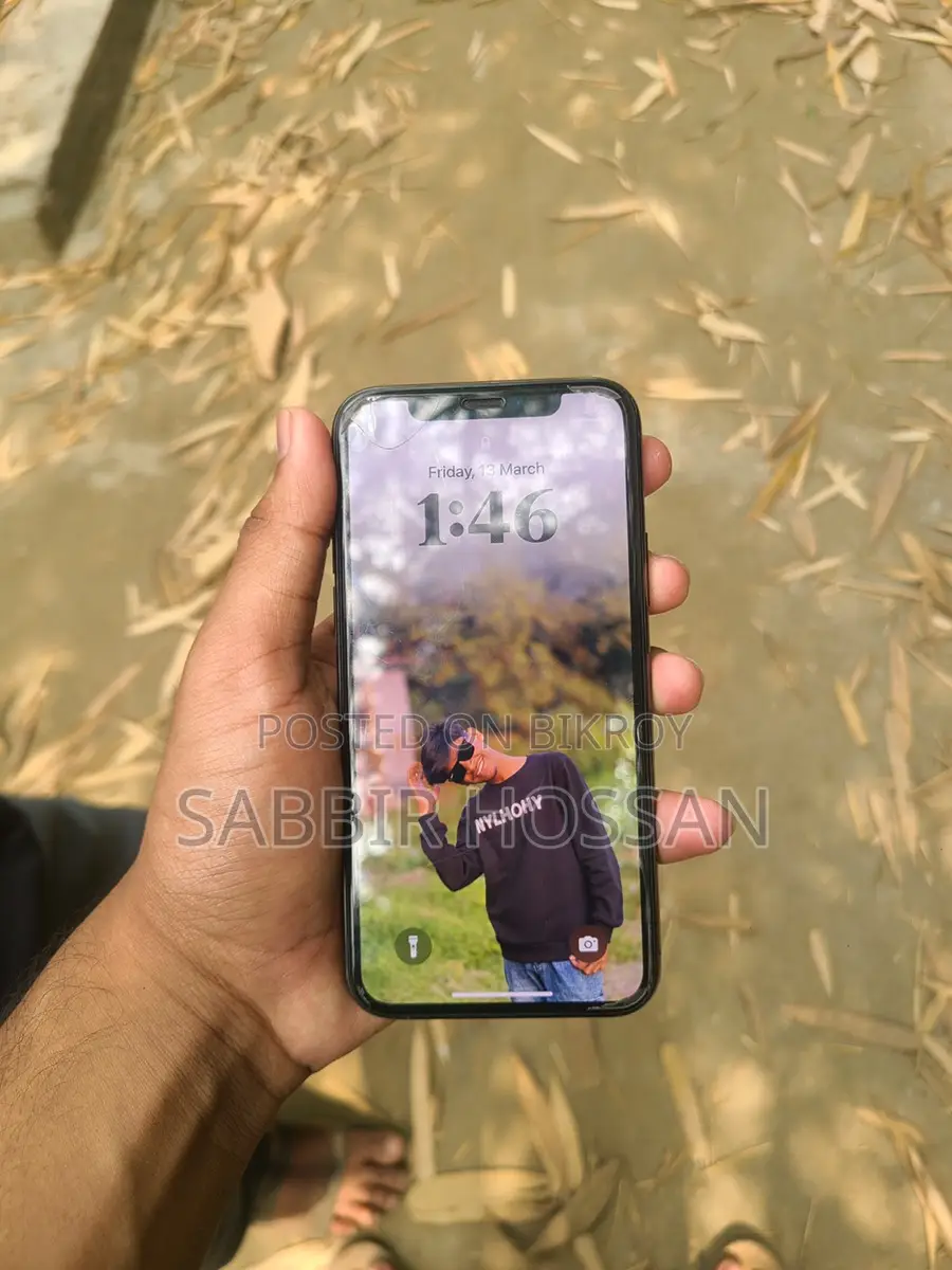 Apple iPhone 11 Pro (Used)