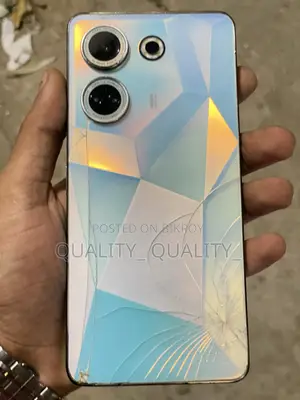 টেকনো ক্যামন ২০ গ্লোবাল (ব্যবহৃত)