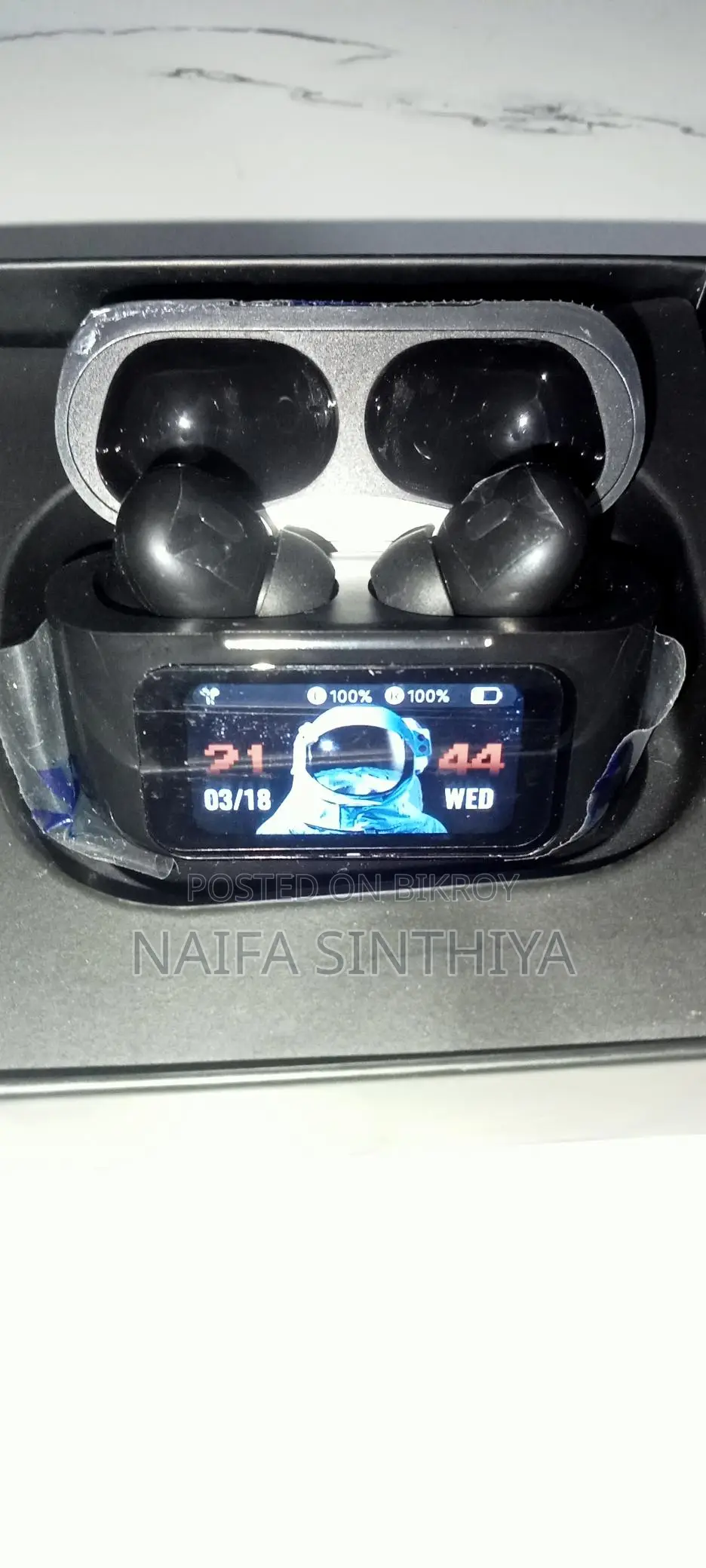 Ear pods