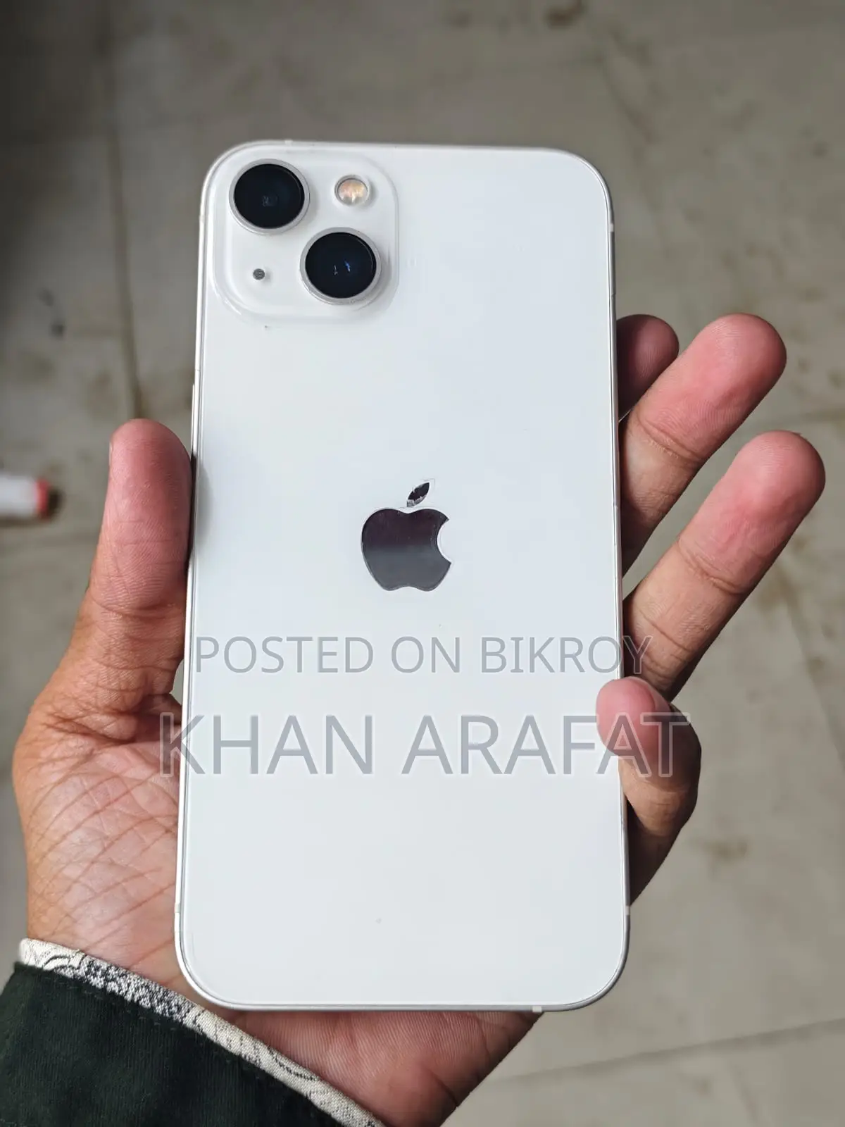 Apple iPhone 13 (Used)