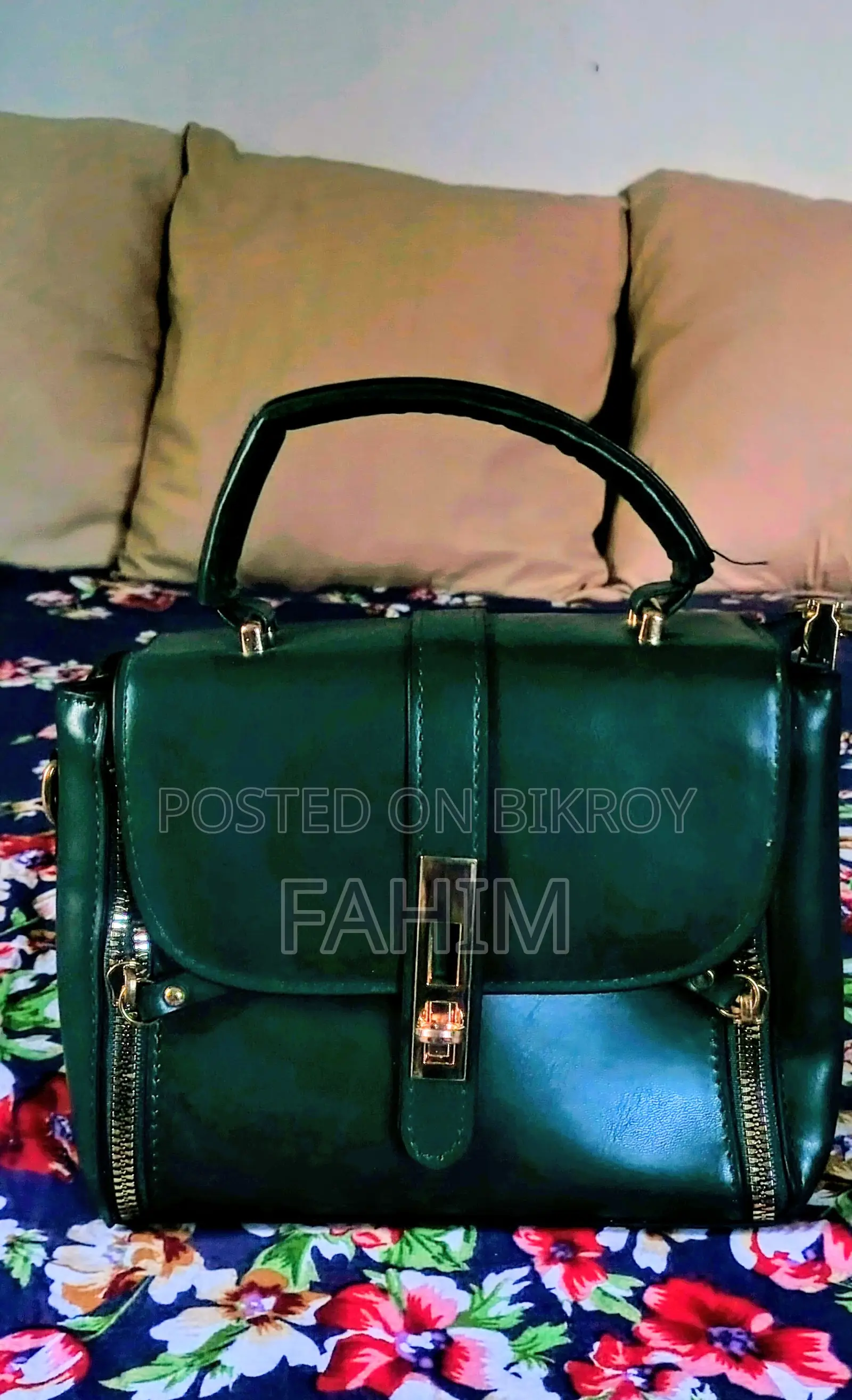 Bags/purse For Sell