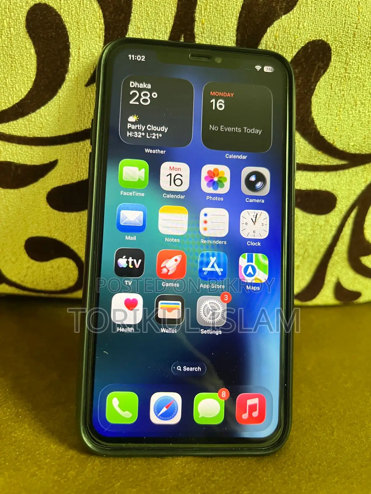 Apple iPhone 11 Pro Max 64 GB (Used)
