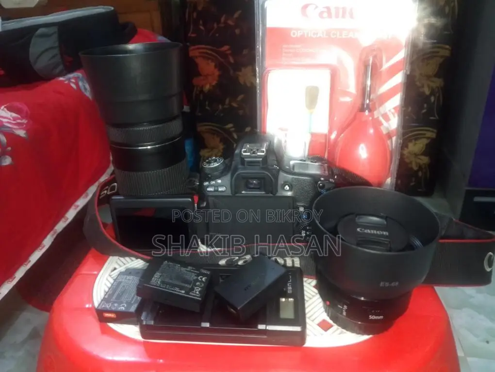 Urgent Sale! Canon EOS 760D Camera Package