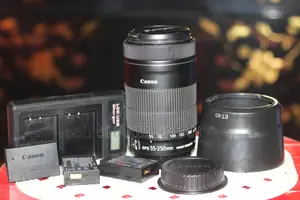 Urgent Sale! Canon EOS 760D Camera Package