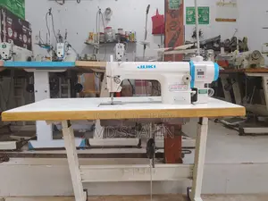 JUKI DDL 8300N