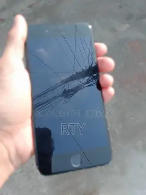 Apple iPhone 7 Plus . (Used)
