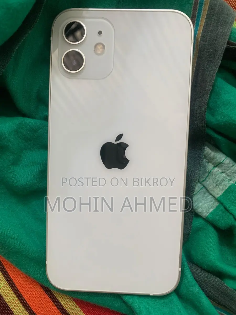 Apple iPhone 12 (Used)