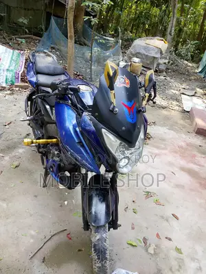 Bajaj Pulsar AS . 2016