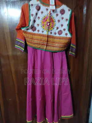 ১০০% নতুন ব্র্যান্ডের পোশাক