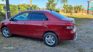 Toyota Belta 2006