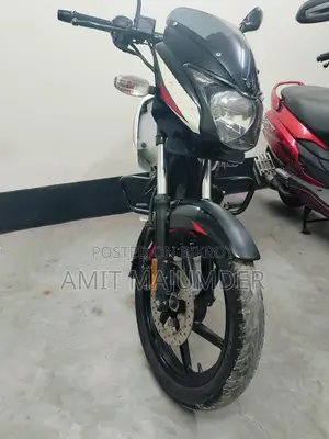 Bajaj Pulsar 150 . 2021