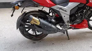 TVS Apache RTR 160 . 2023
