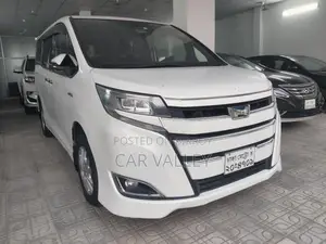 Toyota Noah 2018
